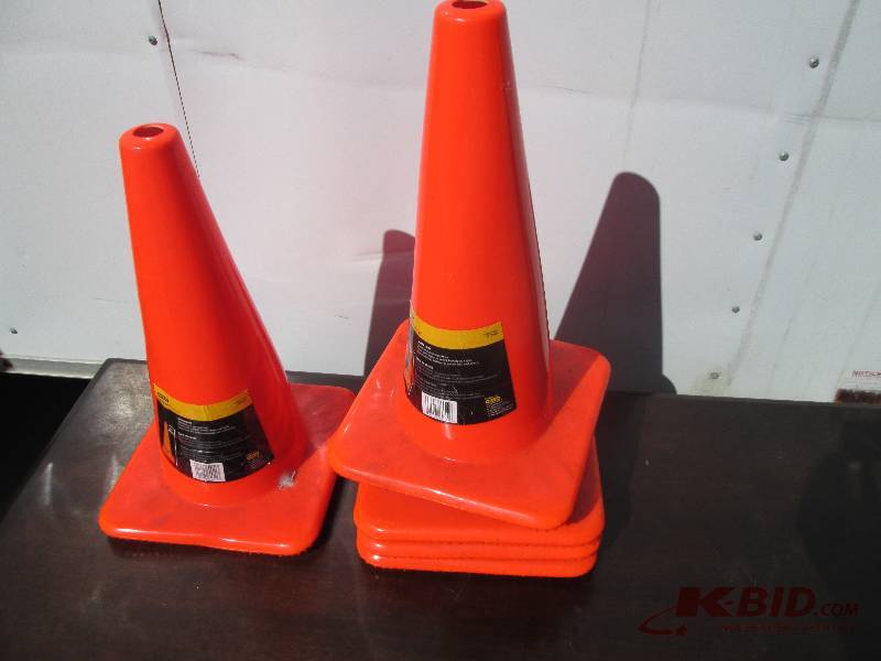lot 78 image: set of 5- 18 orange cones in good ...