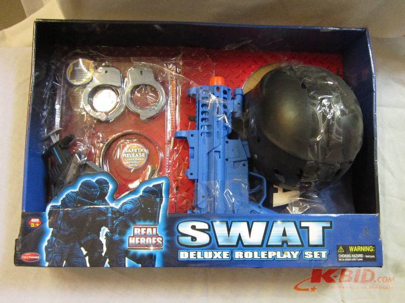 lot 114 image: Real Watt swat deluxe roleplay set ...