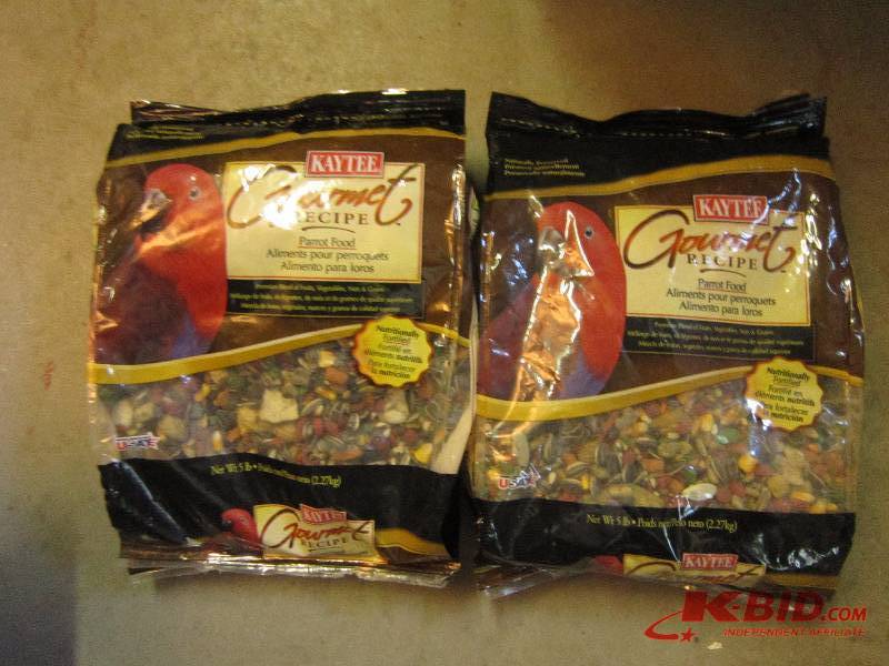 lot 158 image: Kaytee Gourmet recipe parrot food 2...