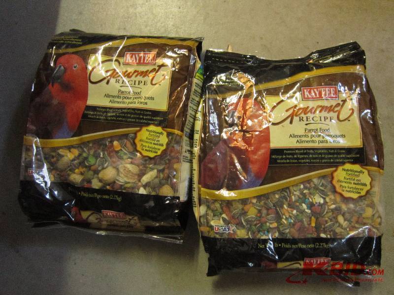 lot 160 image: Kaytee Gourmet recipe parrot food 2...