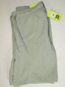 lot 28 image: ALL IN MOTION Mens Textured Knit Drawstring Stretch Shorts, Green, Size Small