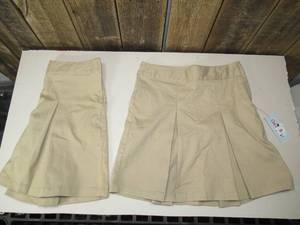 lot 59 image: Girls 2pk Uniform, Beige, Size 12