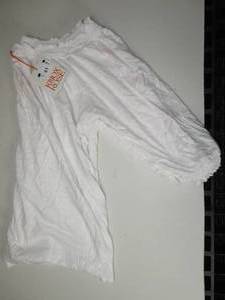 lot 61 image: Knox Rose - White Off The Shoulder 34 Sleeve Shirt, Size Medium