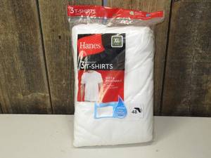 lot 48 image: Hanes Men White 3Pk Soft & Breathable Crew Neck T-Shirt, XL