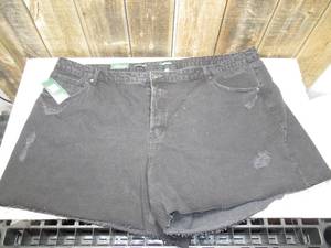 lot 76 image: wild fable - black shorts, 284.5 inseam