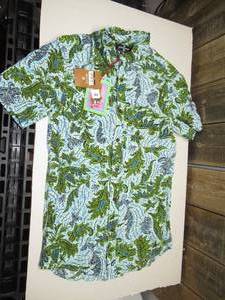lot 84 image: Houston White - Nice Pattern Dress-up Shirt, Size Small