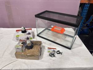 lot 2435 image: Zilla Reptile Habitat Kit