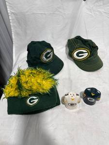 lot 2451 image: Green Bay Packers Memorabilia Lot