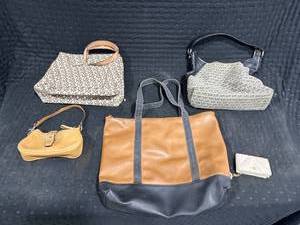 lot 2455 image: Assorted Handbags & Wallet Lot