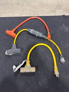 lot 2462 image: Assorted Electrical Power Cords