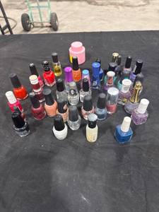 lot 2474 image: Assorted Nail Polish Lot