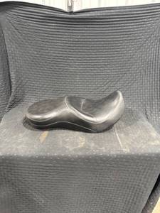 lot 2579 image: Black Motorcycle Seat