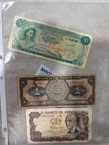 lot 2628 image: International Banknote Collection