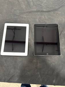 lot 2632 image: Two Apple iPad Tablets