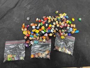 lot 2643 image: Assorted Small Plastic Figurines