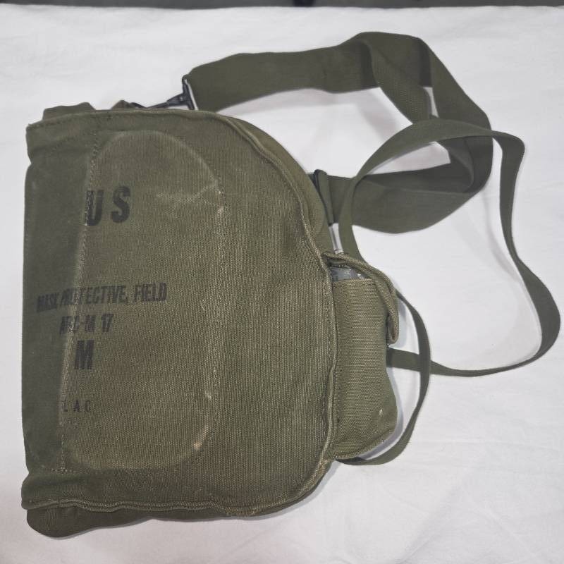 US M-17 Gas Mask