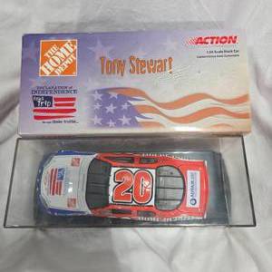Tony Stewart Home Depot American Flag Model Car