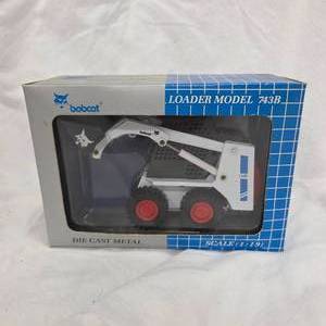 Bobcat 743B Model