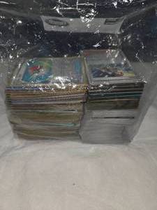 Lots of Pokemon Cards