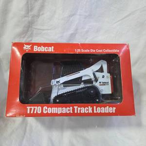 Bobcat T770 Model