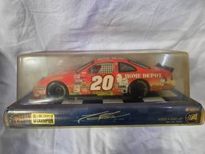 Tony Stewart Peanuts Winners Circle Model Car