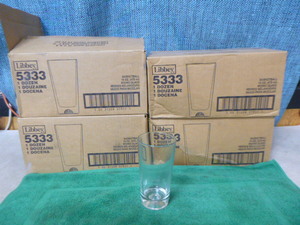 lot 12 image: 47 Libbey 16 Ounce Glasses