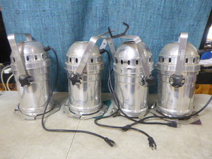 lot 38 image: 4 Chauvet Stage Lights