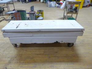 lot 57 image: Metal Storage Chest