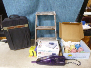 lot 77 image: Household Items