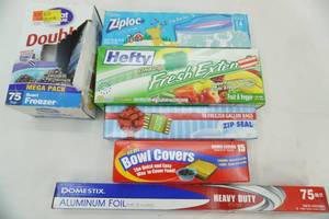 lot 32 image: Variety of Food Storage Bags, Aluminum Foil