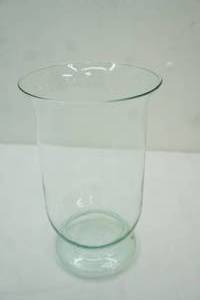 lot 40 image: Clear Glass Hurricane Vase