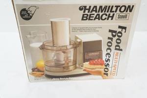 lot 44 image: Hamilton Beach Food Processor