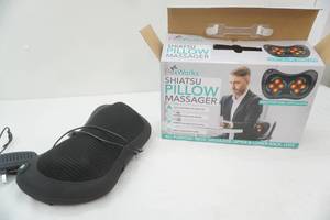 lot 47 image: FlexWorks Shiatsu Pillow Massager (NewLike New)