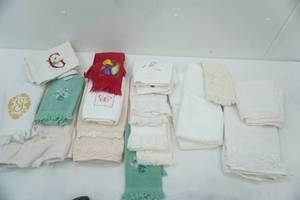 lot 69 image: Hand Towels & Washcloths