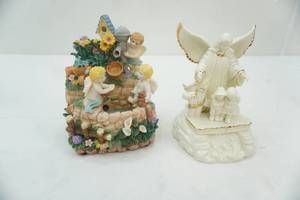 lot 116 image: Lefton Porcelain Guardian Angel Music Box Figurine Waterfall Musical Sculpture