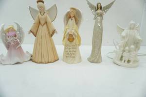 lot 118 image: Angel Figurines and Music Boxes