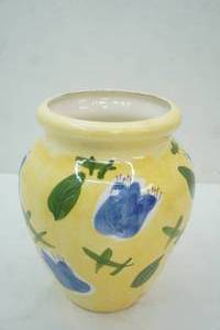 lot 126 image: Ceramic Vase 10.5 tall
