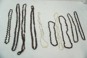 lot 135 image: Shell and Seed Necklaces 10ct