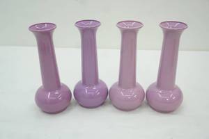 lot 153 image: 4ct Purple Poly Vases