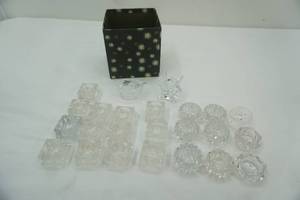 lot 218 image: Vintage Crystal Salt Dips (small crystal serving bowls)