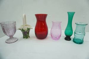 lot 226 image: Vintage Glass & Ceramic Vases & Dishes