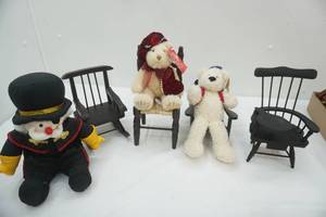 lot 229 image: Collectible Teddy Bears and Wooden Furniture