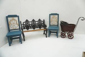 lot 230 image: Teddy BearDoll Furniture, bench, 2 wooden chairs, wicker buggy