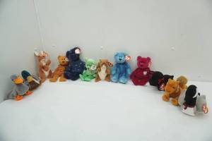 lot 232 image: TY Beanie Babies