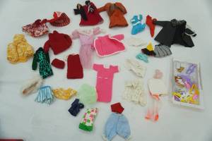 lot 235 image: Vintage Barbie Clothes & Accessories