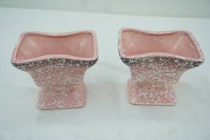 lot 256 image: Pair of Vintage Royal Windsor USA Ceramic Planters