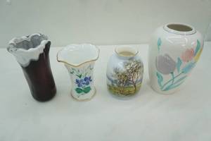 lot 260 image: Vintage Cased Amethyst Glass vase,Tiffany & Co . Clematis Trumpet vase ,Noritake vase,Floral vase