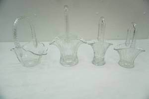 lot 279 image: 4ct Vintage Crystal Baskets