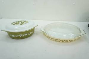 lot 360 image: Vintage Pyrex Oval Casseroles wlids. Golden Acorn, Spring Blossom