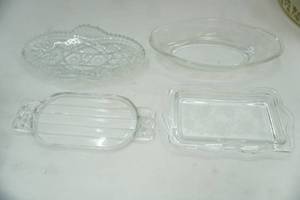 lot 361 image: Vintage CrystalClear Glass Relish Trays & Butter Dishes